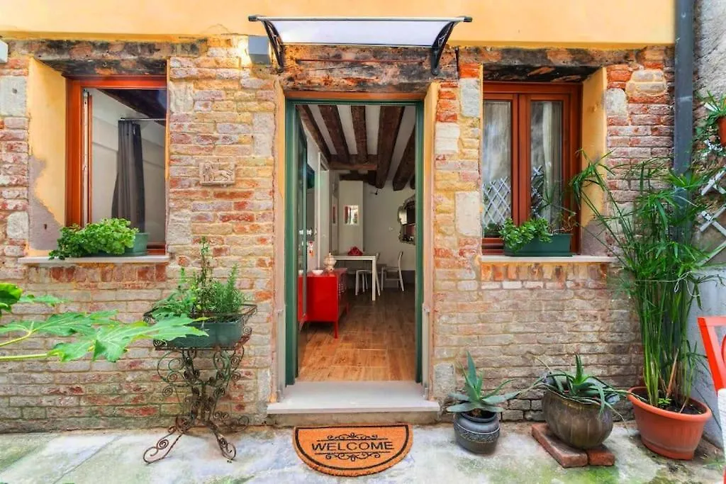 Ca 3 Leoni - Romantic House In The Heart Of Venice-1